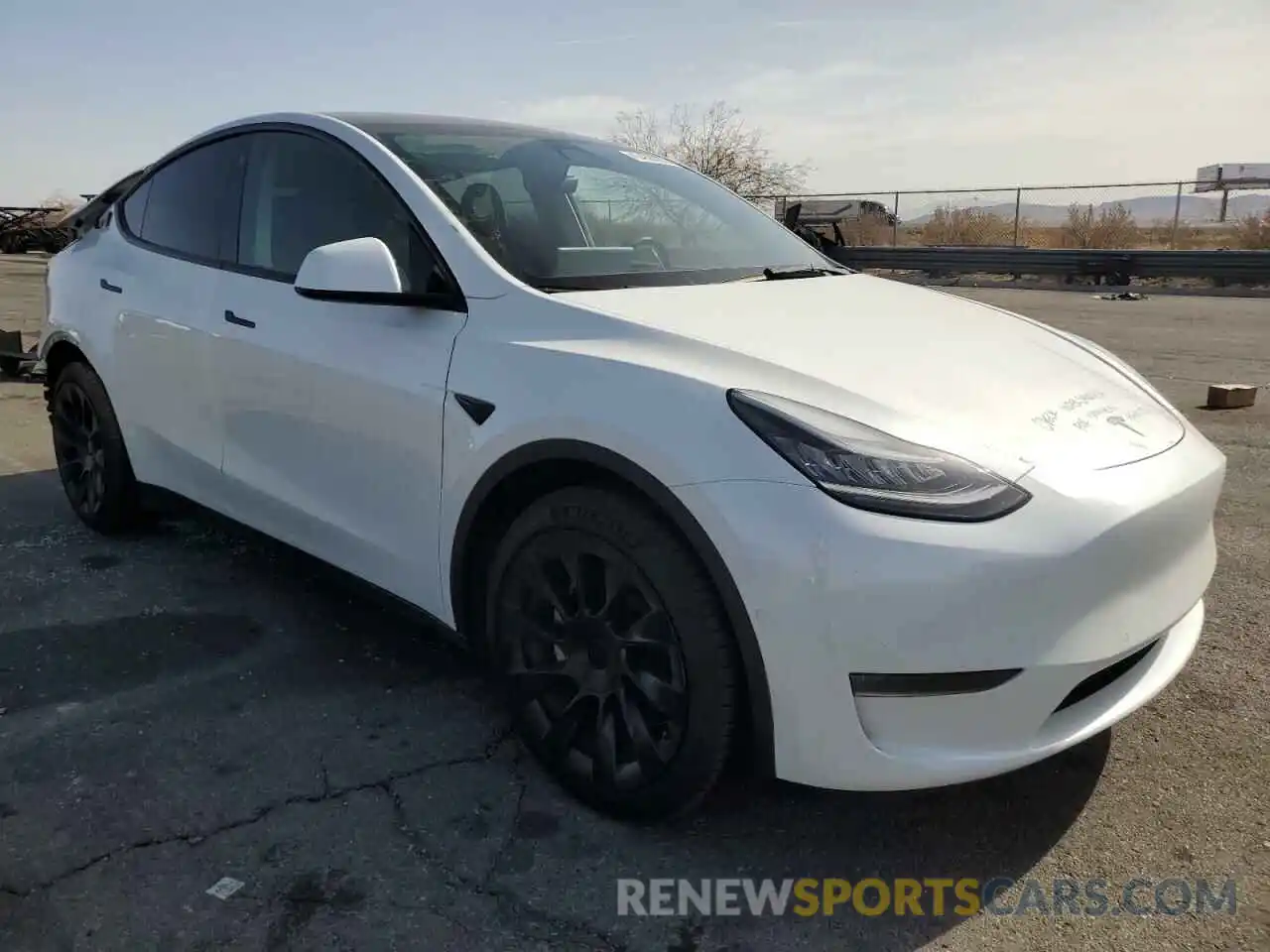 4 Photograph of a damaged car 7SAYGDEE4NF379509 TESLA MODEL Y 2022