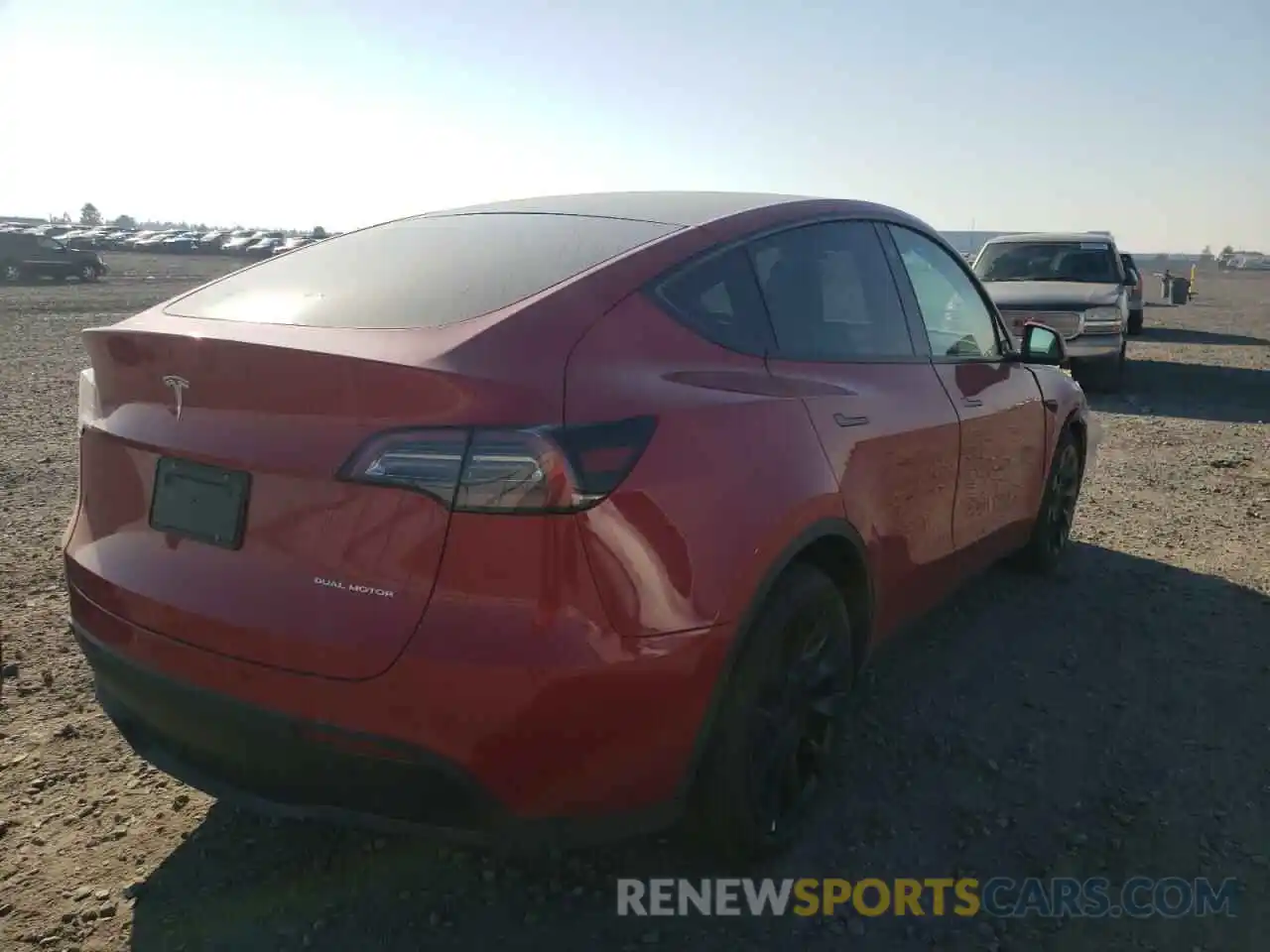 4 Photograph of a damaged car 7SAYGDEE4NF387285 TESLA MODEL Y 2022