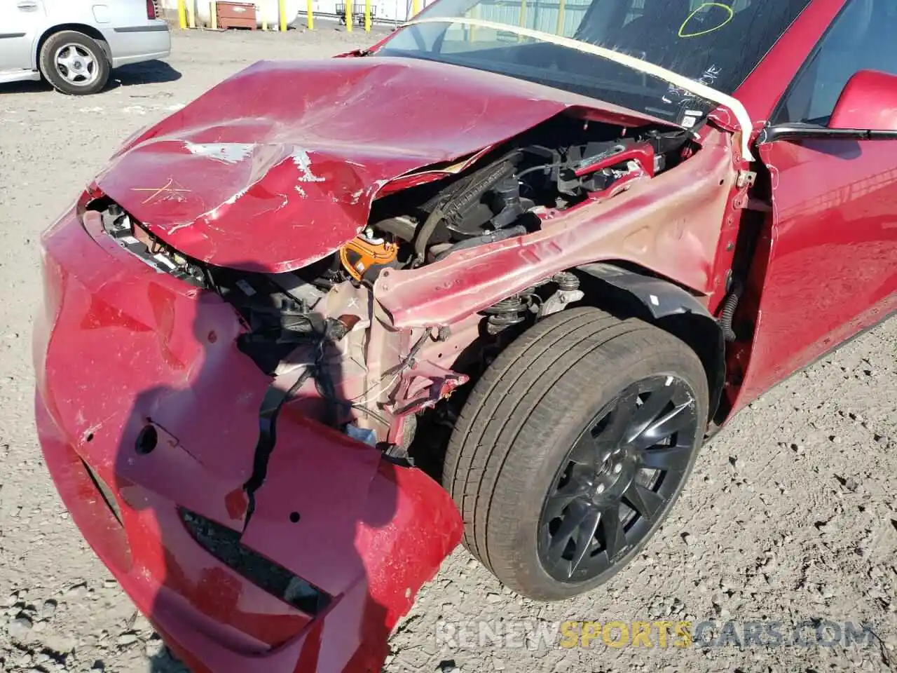 9 Photograph of a damaged car 7SAYGDEE4NF387285 TESLA MODEL Y 2022