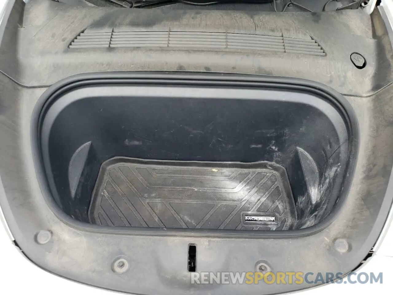 13 Photograph of a damaged car 7SAYGDEE4NF402447 TESLA MODEL Y 2022