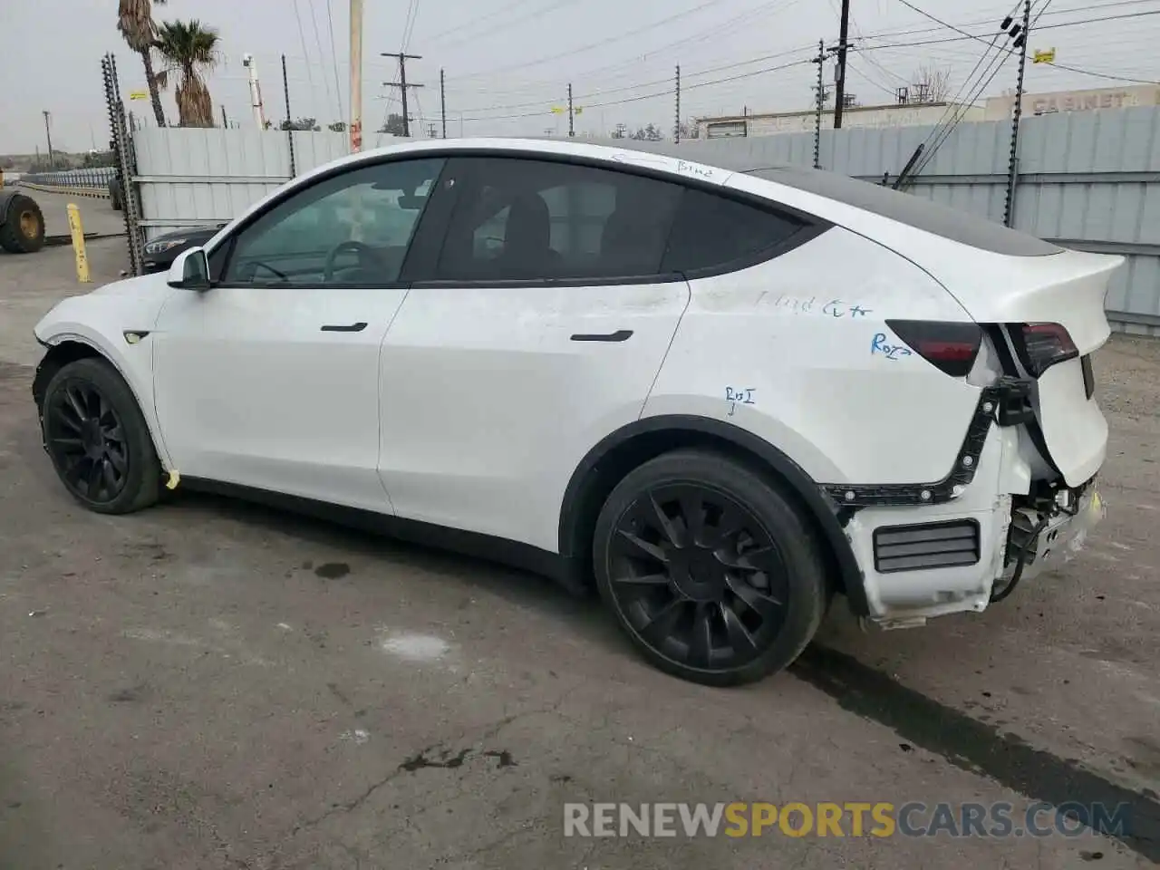 2 Photograph of a damaged car 7SAYGDEE4NF443631 TESLA MODEL Y 2022