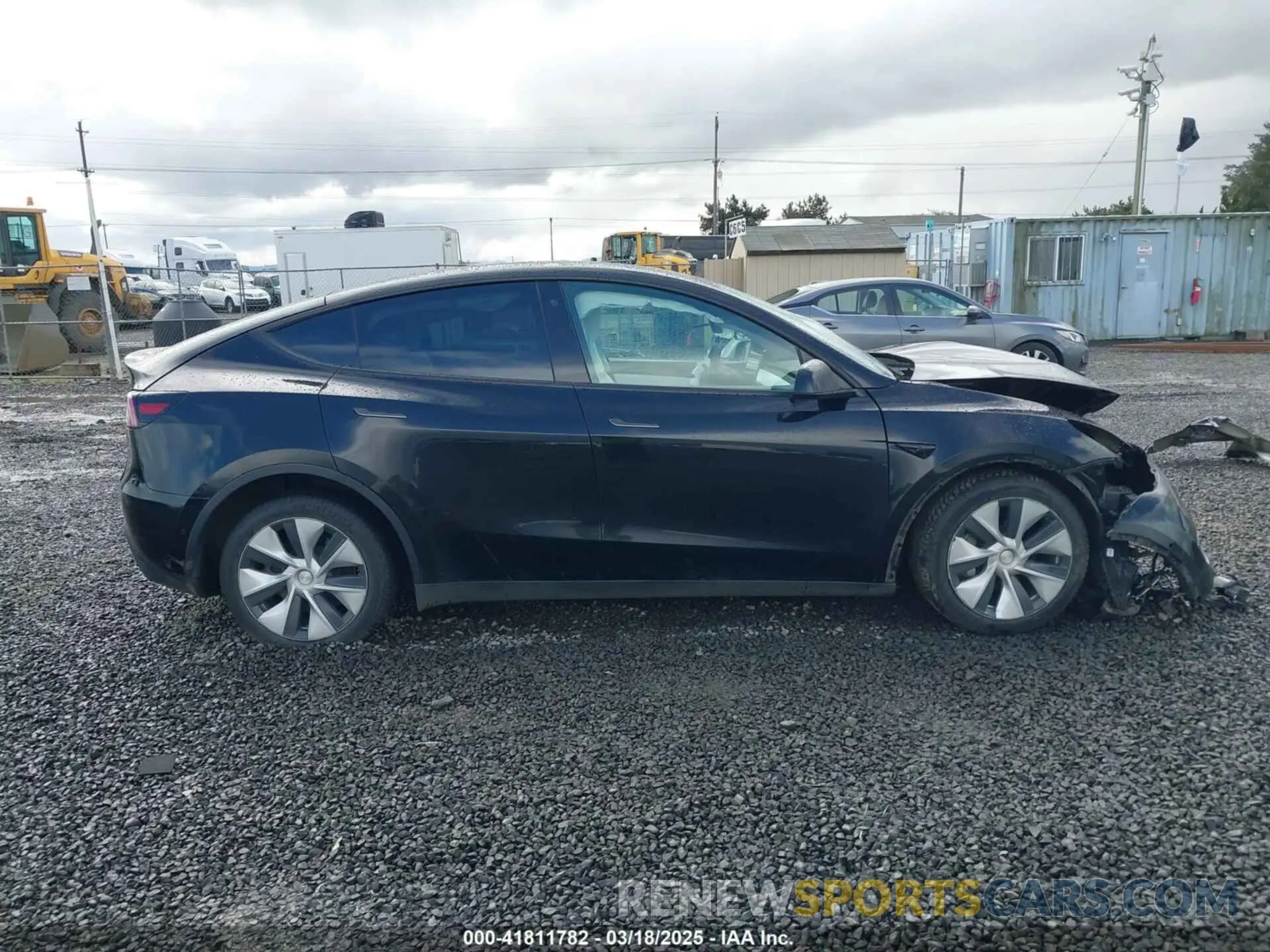 12 Photograph of a damaged car 7SAYGDEE4NF447985 TESLA MODEL Y 2022