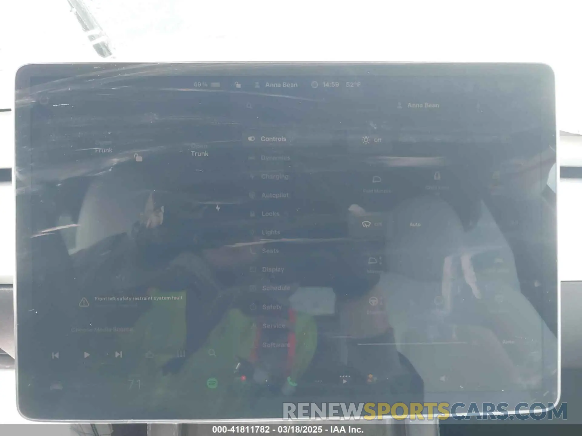 17 Photograph of a damaged car 7SAYGDEE4NF447985 TESLA MODEL Y 2022