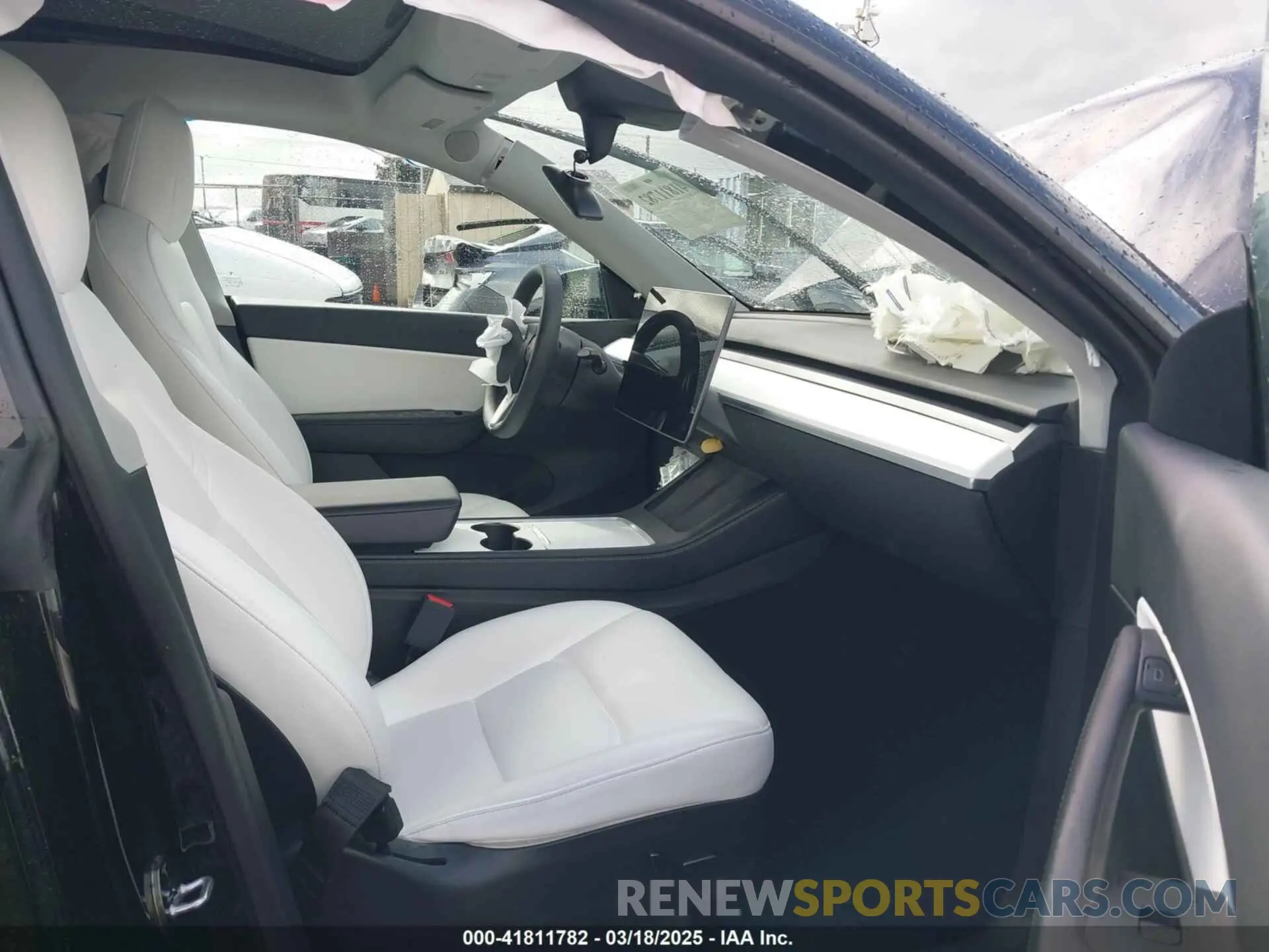 5 Photograph of a damaged car 7SAYGDEE4NF447985 TESLA MODEL Y 2022