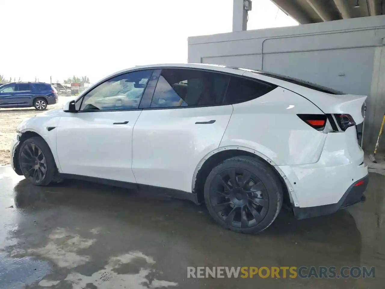 2 Photograph of a damaged car 7SAYGDEE4NF449655 TESLA MODEL Y 2022