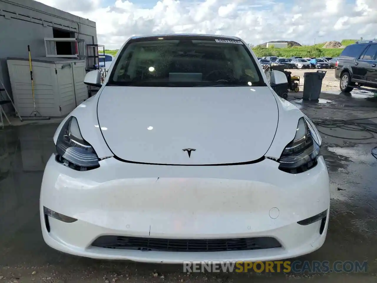 5 Photograph of a damaged car 7SAYGDEE4NF449655 TESLA MODEL Y 2022