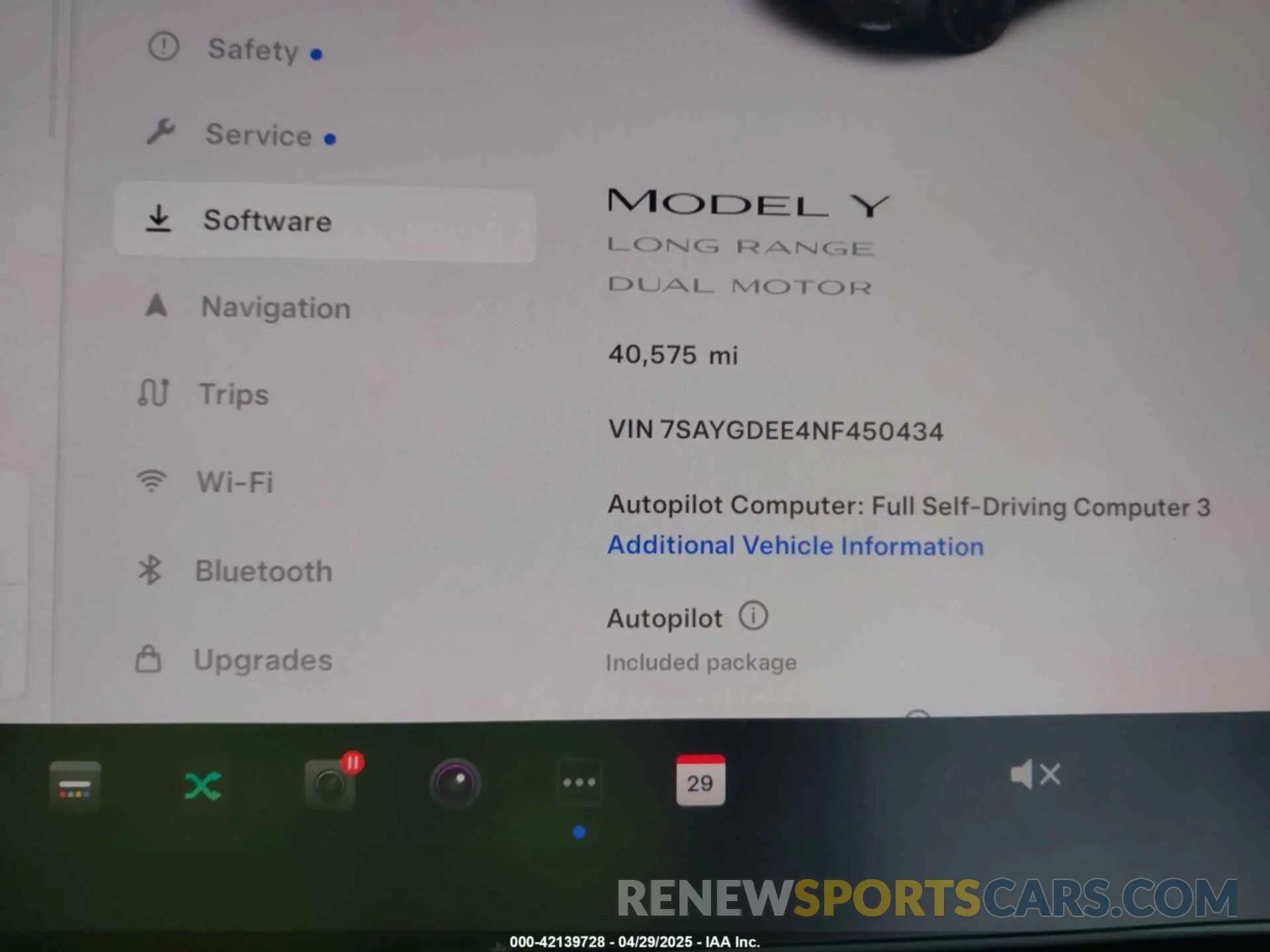 15 Photograph of a damaged car 7SAYGDEE4NF450434 TESLA MODEL Y 2022