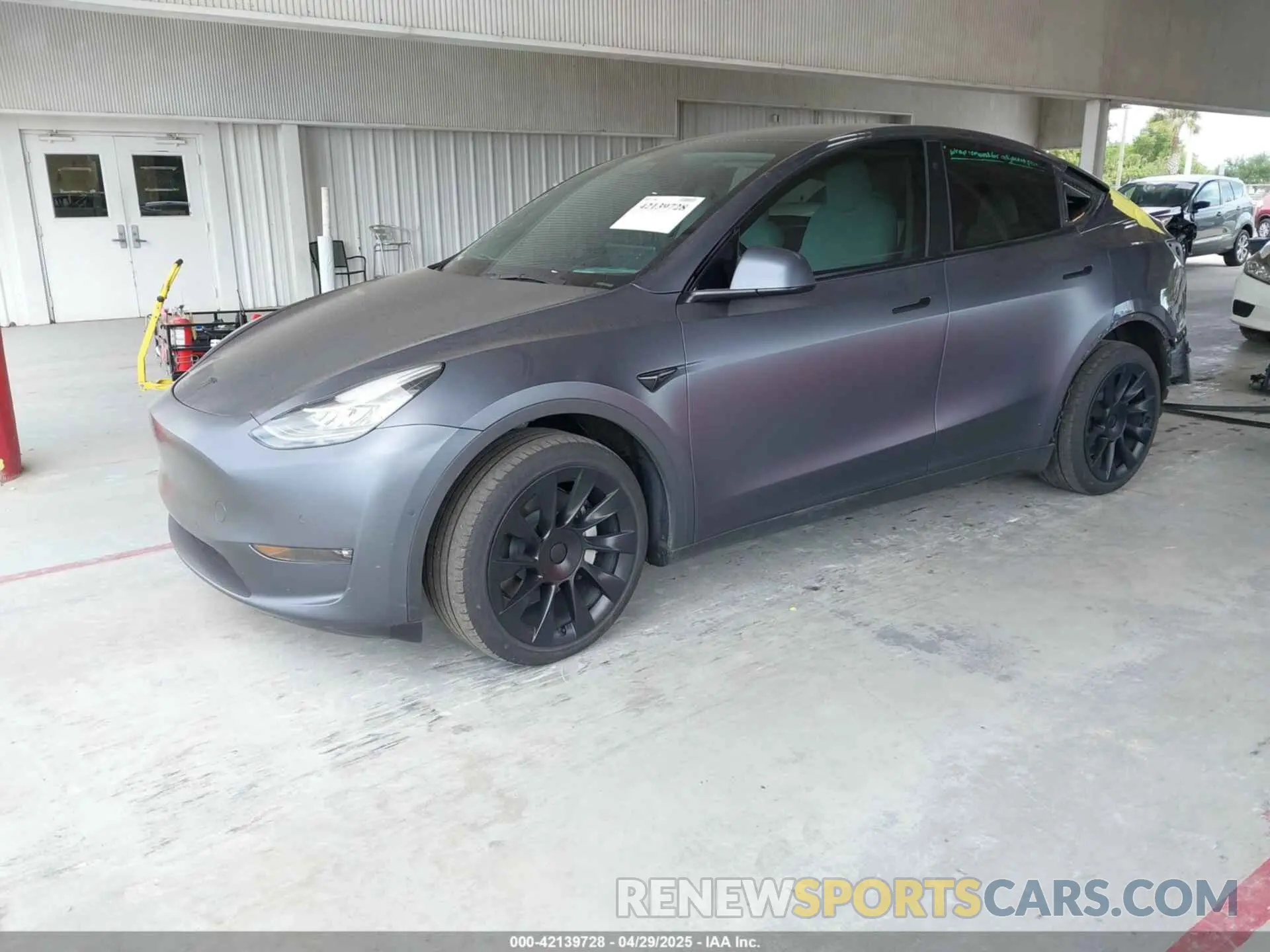 2 Photograph of a damaged car 7SAYGDEE4NF450434 TESLA MODEL Y 2022