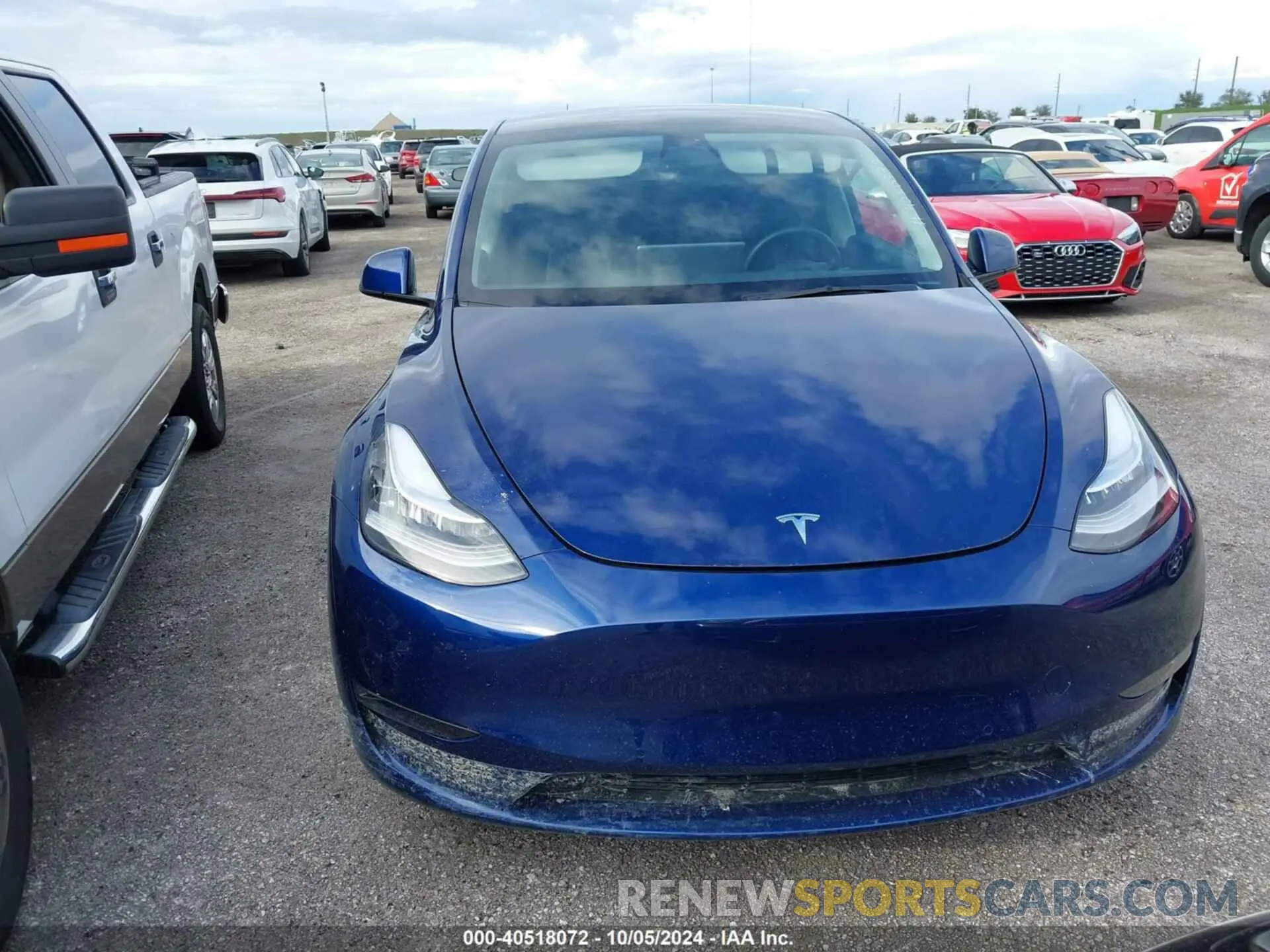 13 Photograph of a damaged car 7SAYGDEE4NF494711 TESLA MODEL Y 2022