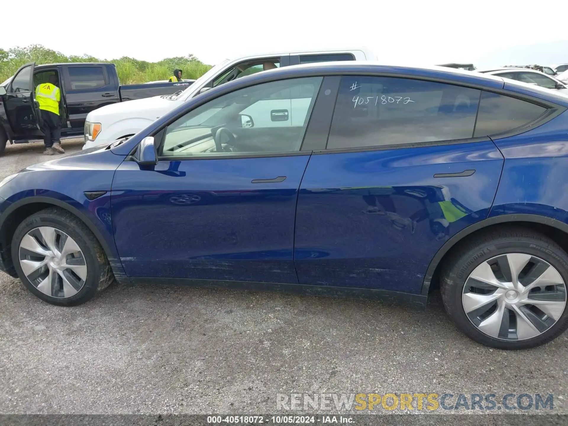 15 Photograph of a damaged car 7SAYGDEE4NF494711 TESLA MODEL Y 2022