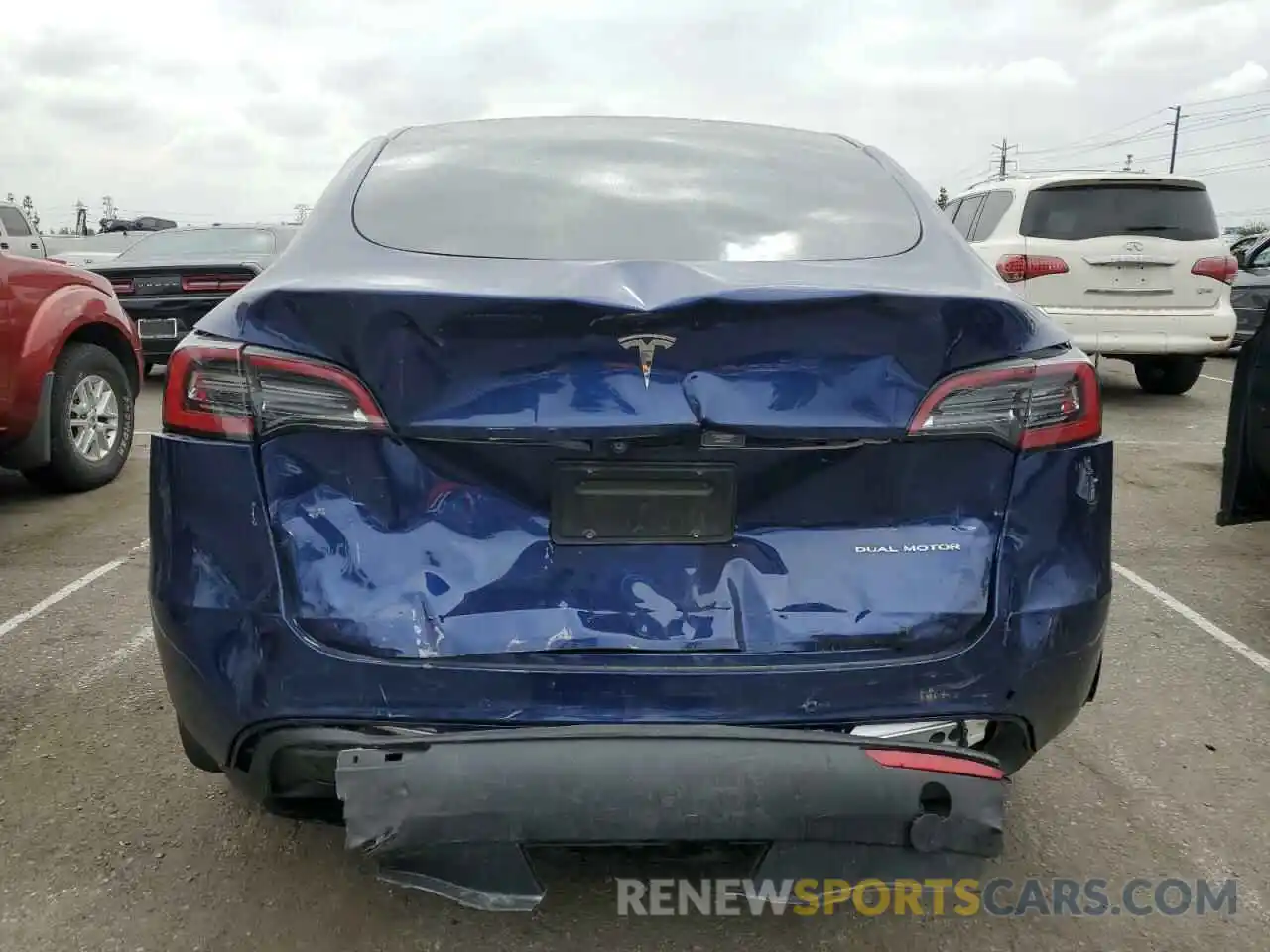 6 Photograph of a damaged car 7SAYGDEE4NF504377 TESLA MODEL Y 2022