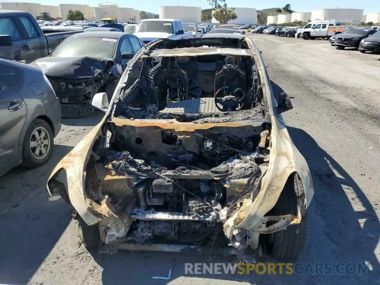 5 Photograph of a damaged car 7SAYGDEE4NF513824 TESLA MODEL Y 2022