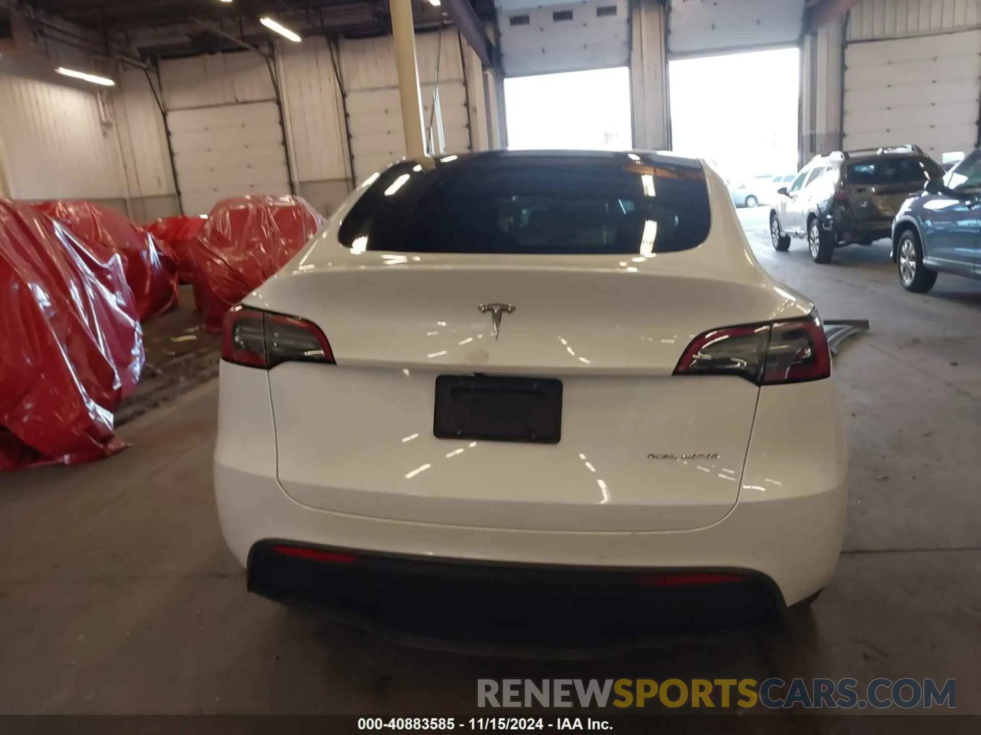 16 Photograph of a damaged car 7SAYGDEE4NF571738 TESLA MODEL Y 2022