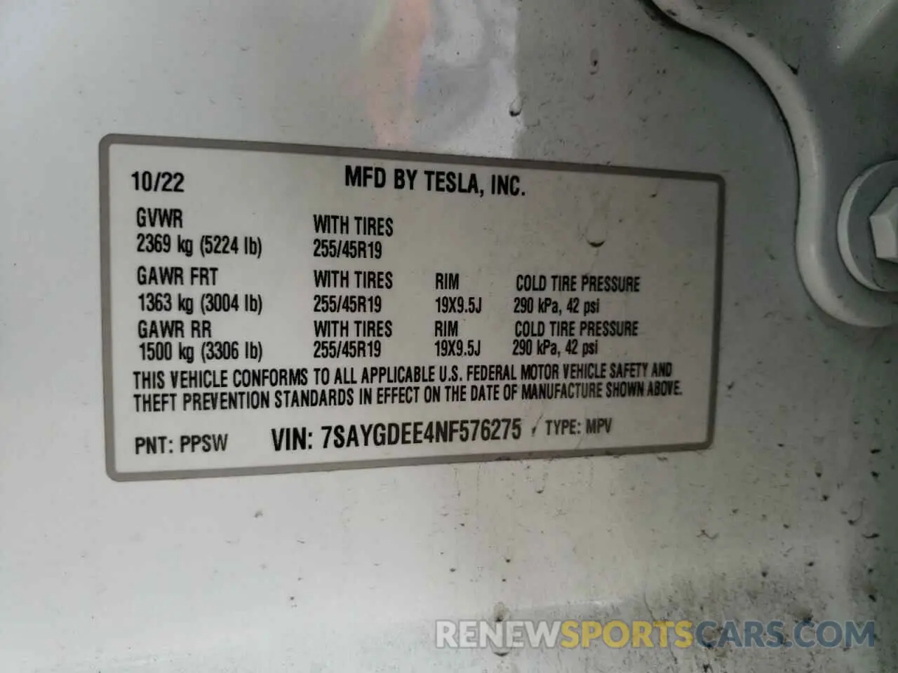 13 Photograph of a damaged car 7SAYGDEE4NF576275 TESLA MODEL Y 2022