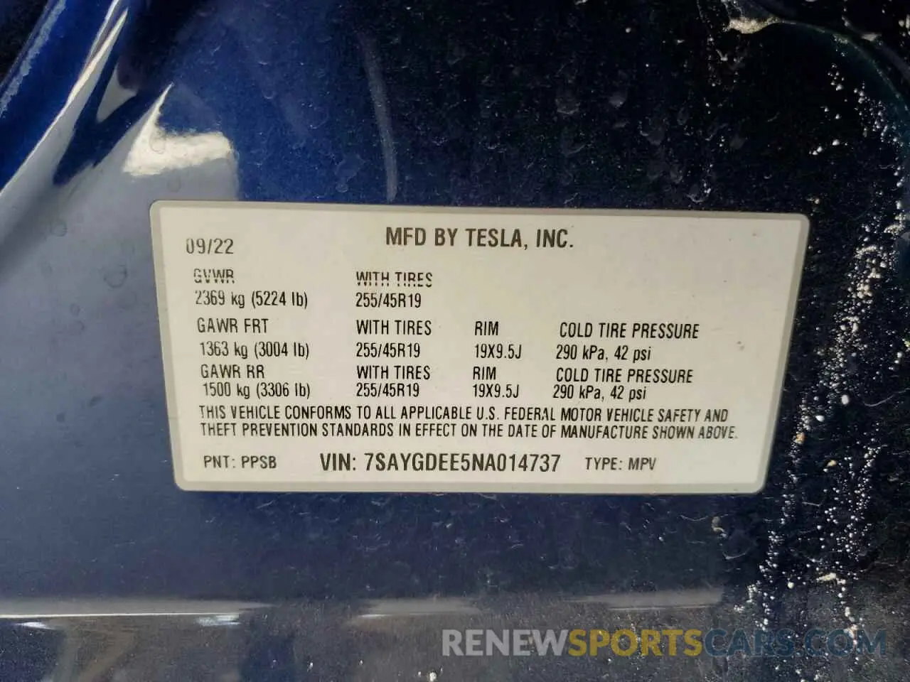 12 Photograph of a damaged car 7SAYGDEE5NA014737 TESLA MODEL Y 2022