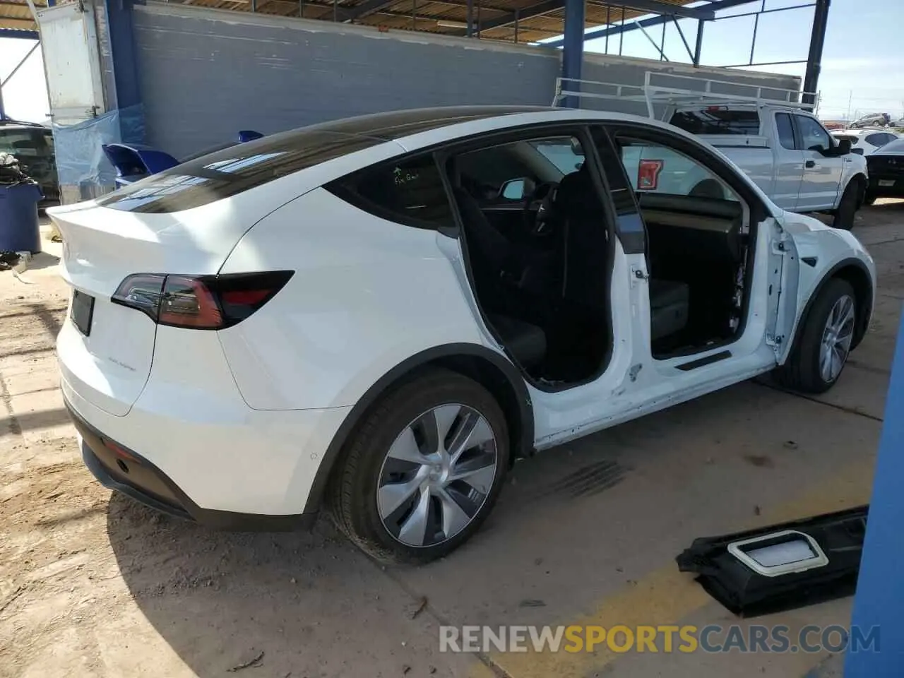 3 Photograph of a damaged car 7SAYGDEE5NA015841 TESLA MODEL Y 2022