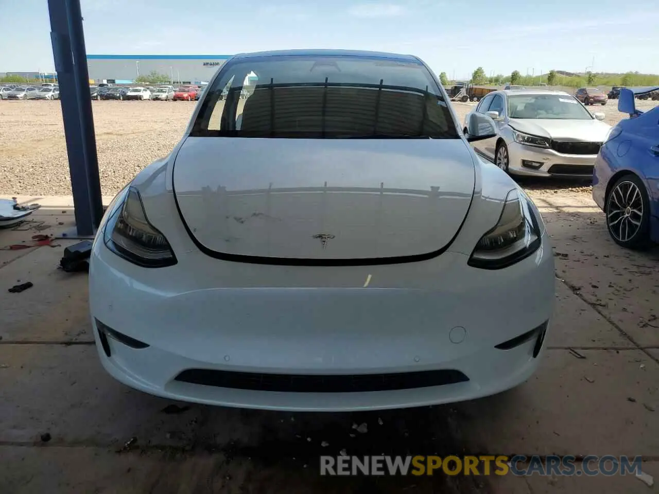 5 Photograph of a damaged car 7SAYGDEE5NA015841 TESLA MODEL Y 2022