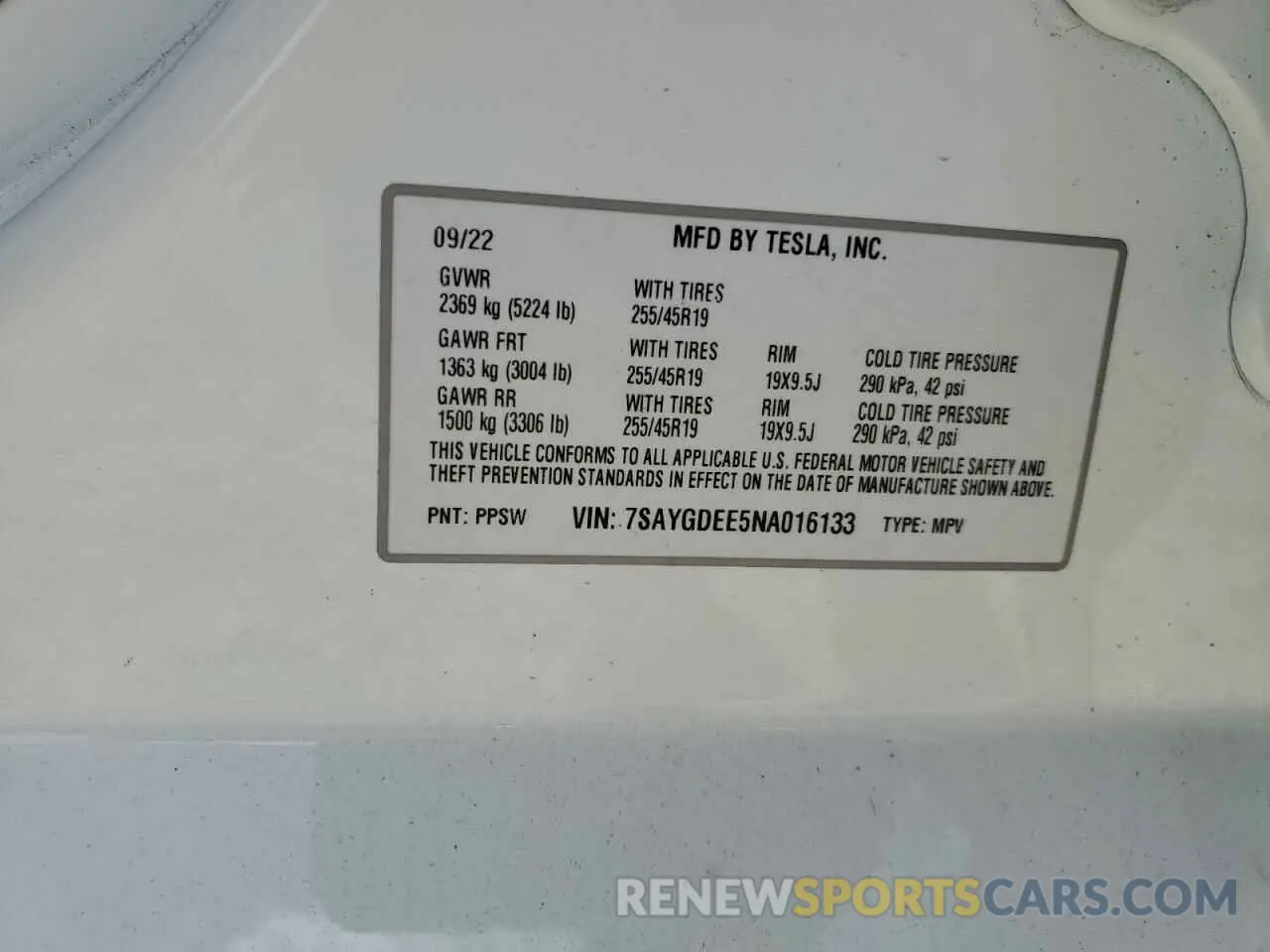 13 Photograph of a damaged car 7SAYGDEE5NA016133 TESLA MODEL Y 2022