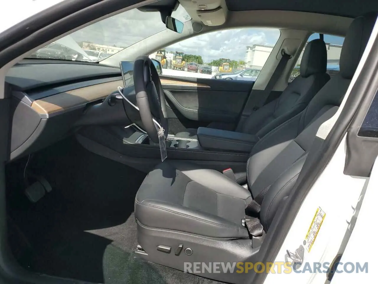 7 Photograph of a damaged car 7SAYGDEE5NA016133 TESLA MODEL Y 2022