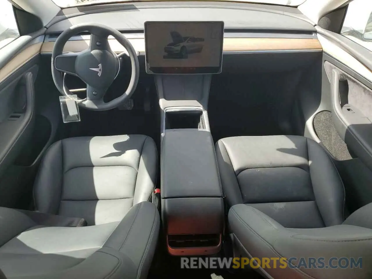 8 Photograph of a damaged car 7SAYGDEE5NA016133 TESLA MODEL Y 2022