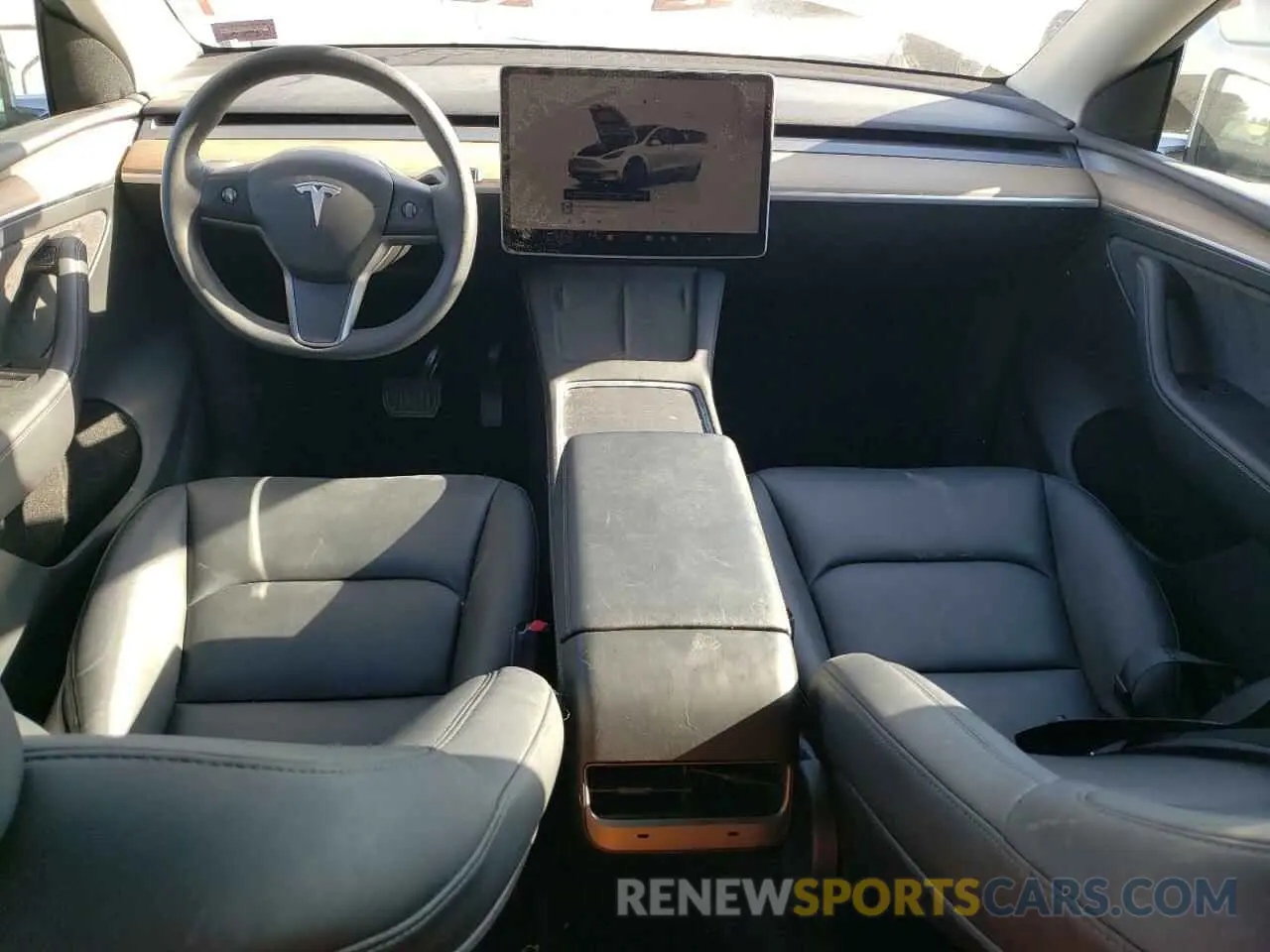8 Photograph of a damaged car 7SAYGDEE5NA017105 TESLA MODEL Y 2022