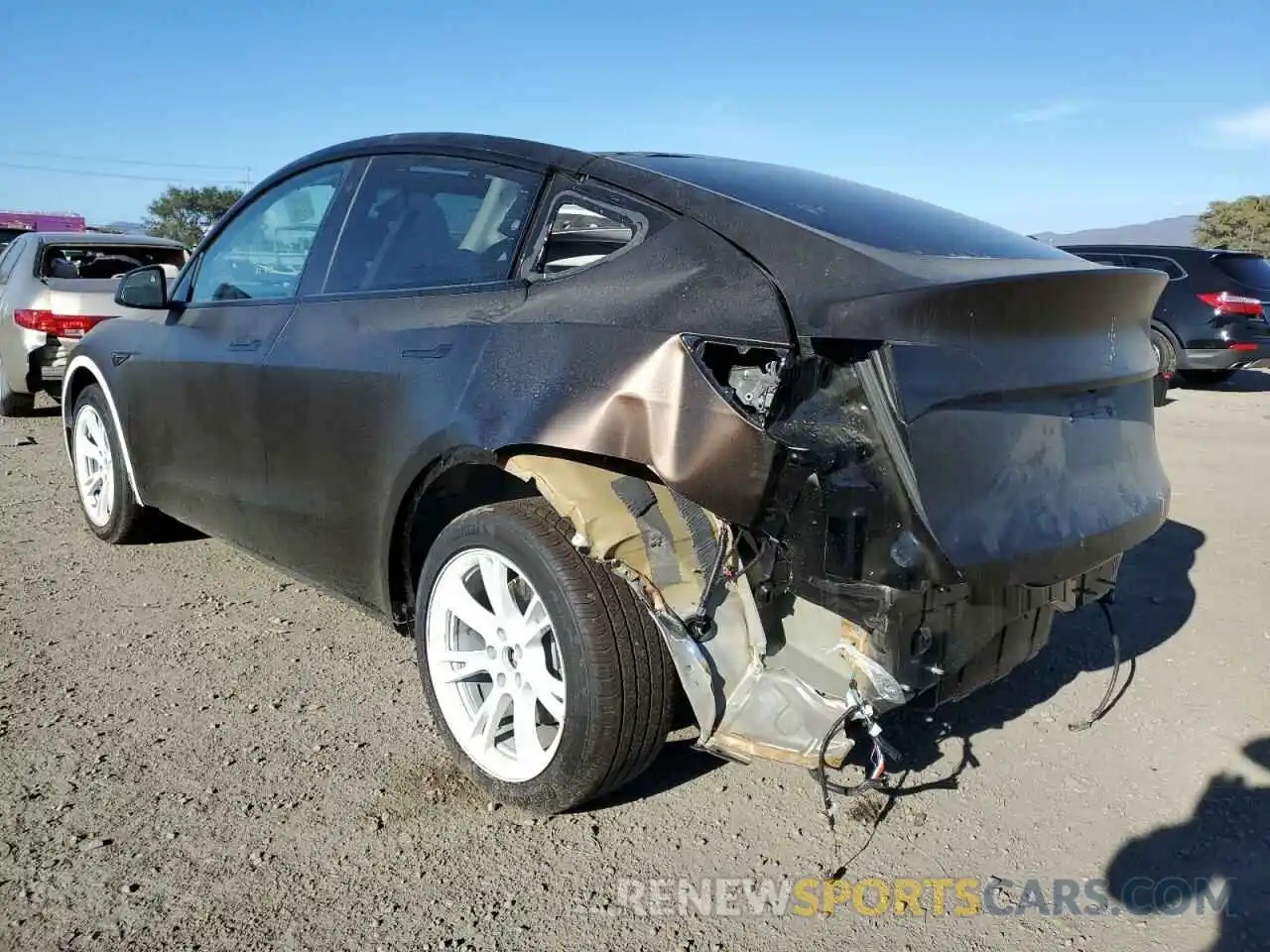 3 Photograph of a damaged car 7SAYGDEE5NF310148 TESLA MODEL Y 2022