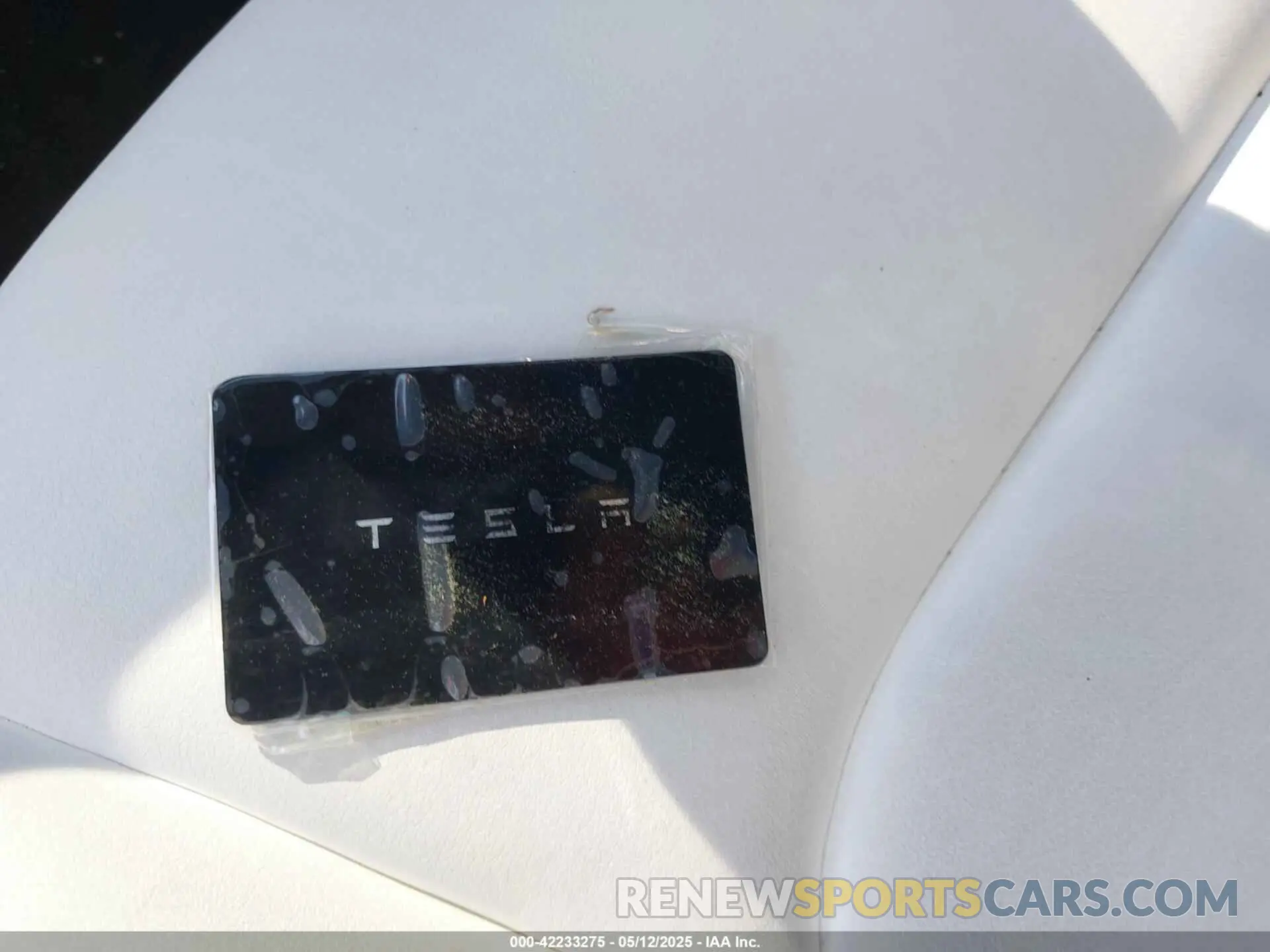 11 Photograph of a damaged car 7SAYGDEE5NF314085 TESLA MODEL Y 2022