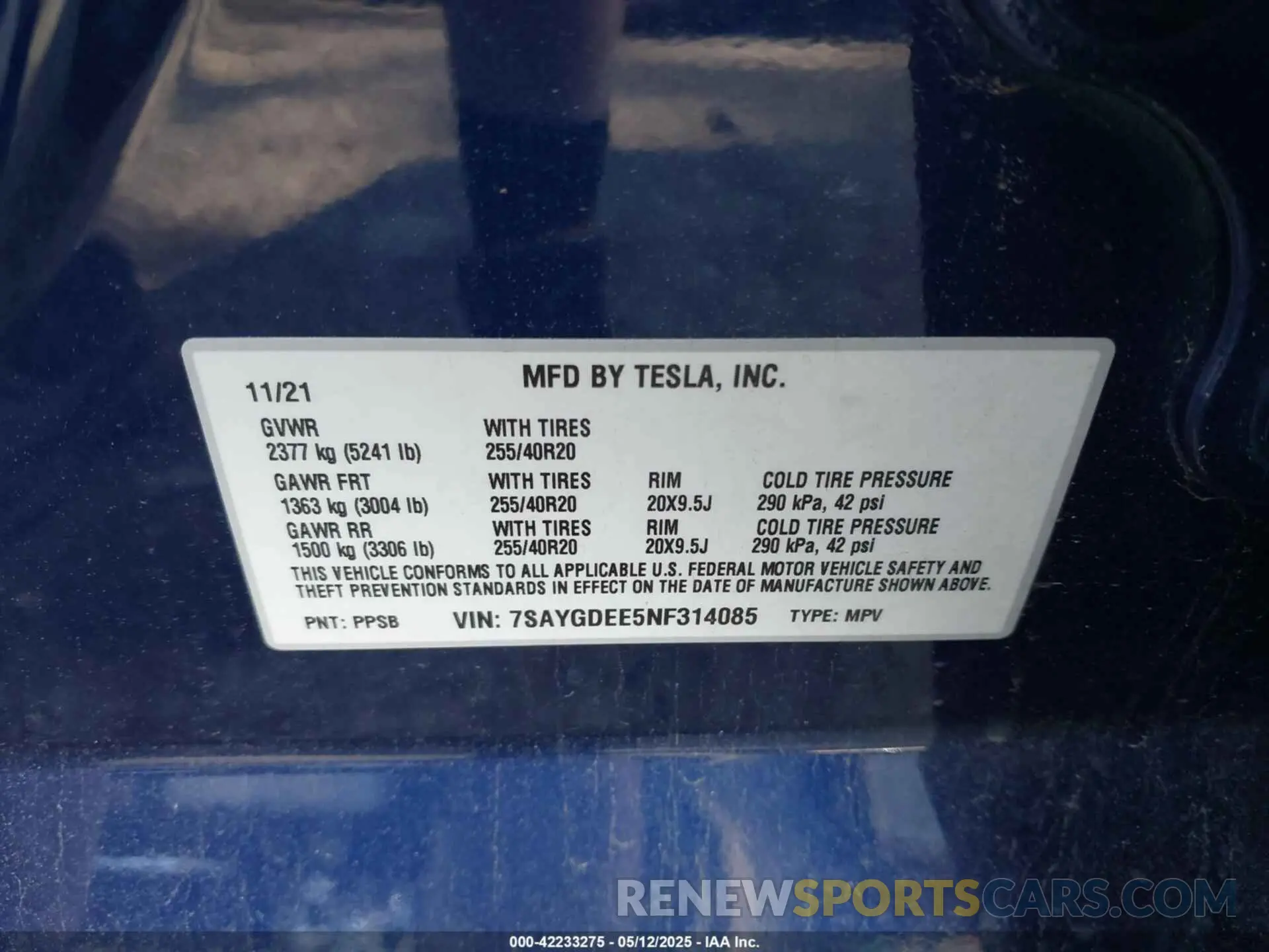 9 Photograph of a damaged car 7SAYGDEE5NF314085 TESLA MODEL Y 2022