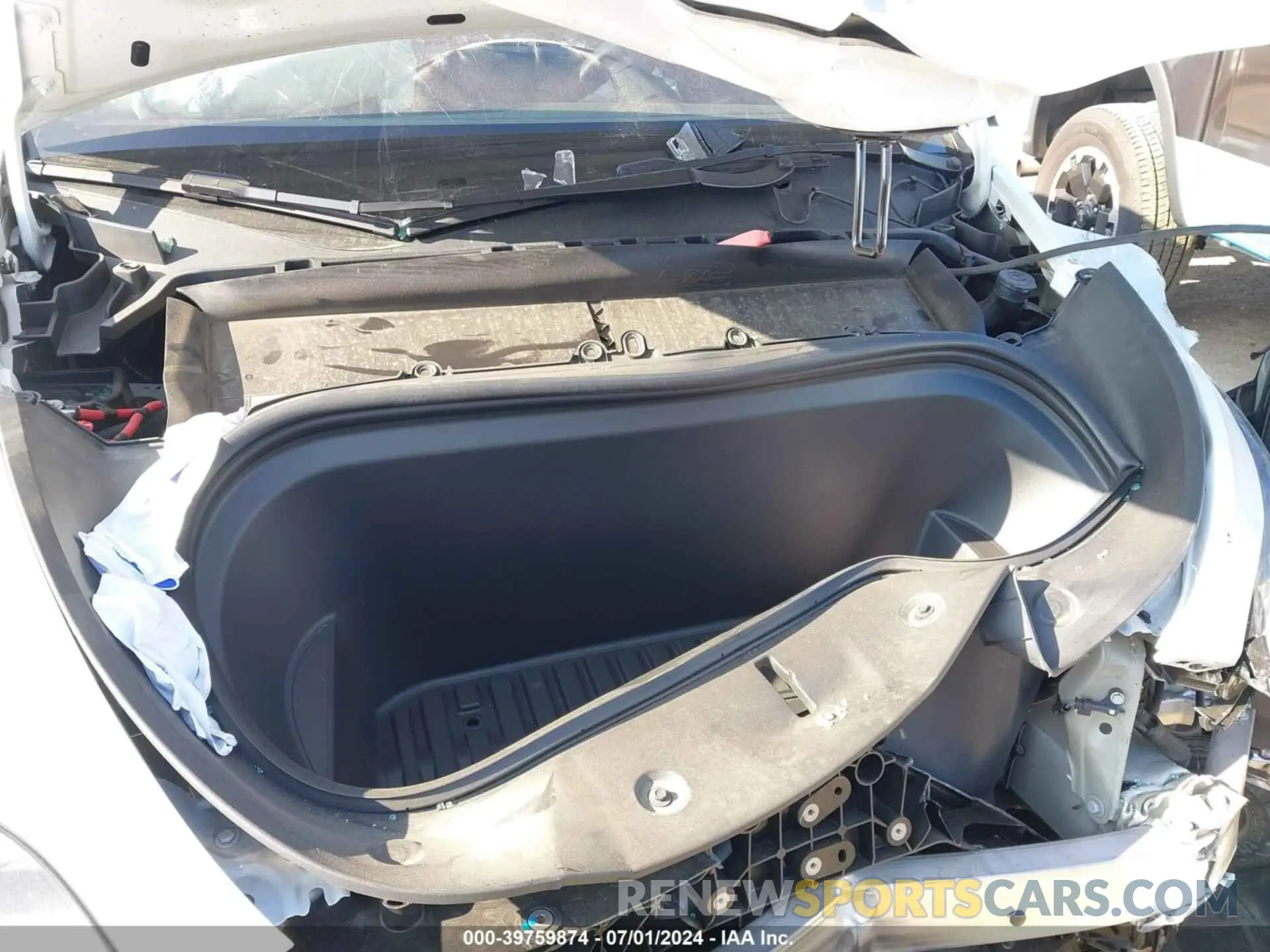 10 Photograph of a damaged car 7SAYGDEE5NF366199 TESLA MODEL Y 2022