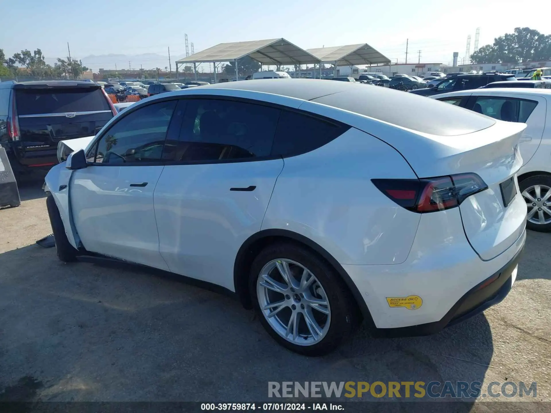 3 Photograph of a damaged car 7SAYGDEE5NF366199 TESLA MODEL Y 2022