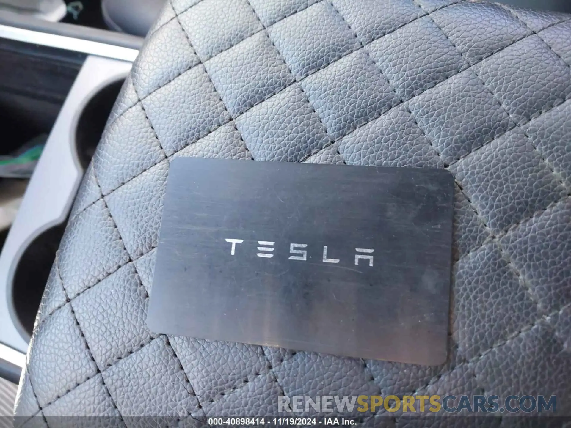 11 Photograph of a damaged car 7SAYGDEE5NF440642 TESLA MODEL Y 2022