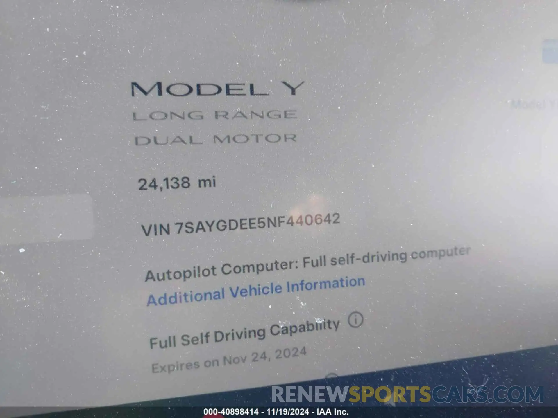 7 Photograph of a damaged car 7SAYGDEE5NF440642 TESLA MODEL Y 2022