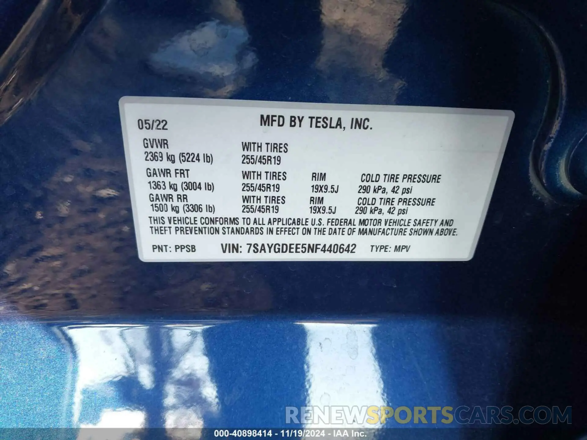 9 Photograph of a damaged car 7SAYGDEE5NF440642 TESLA MODEL Y 2022