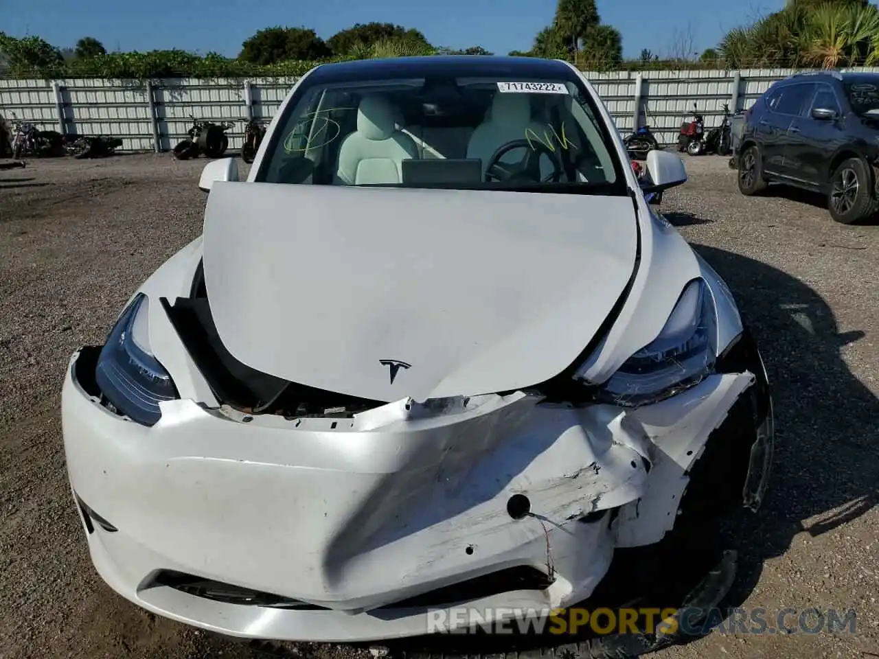 5 Photograph of a damaged car 7SAYGDEE5NF446263 TESLA MODEL Y 2022