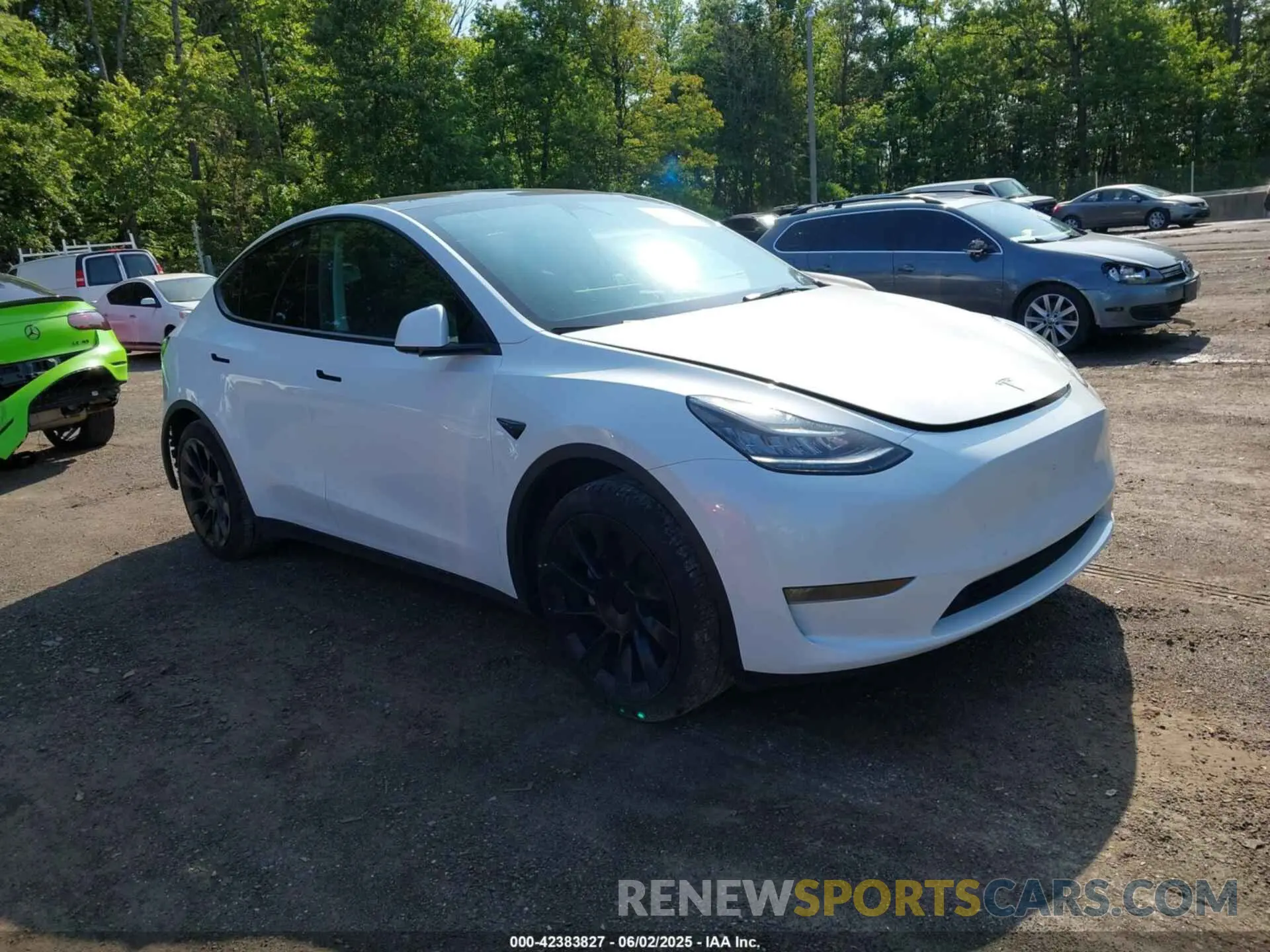 1 Photograph of a damaged car 7SAYGDEE5NF450877 TESLA MODEL Y 2022