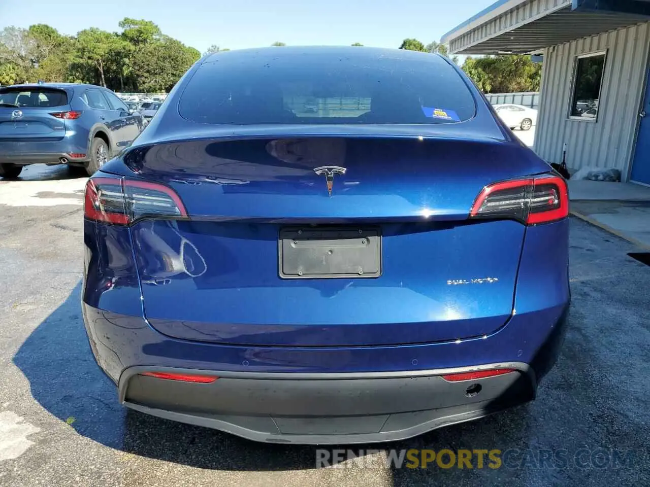 6 Photograph of a damaged car 7SAYGDEE5NF464651 TESLA MODEL Y 2022