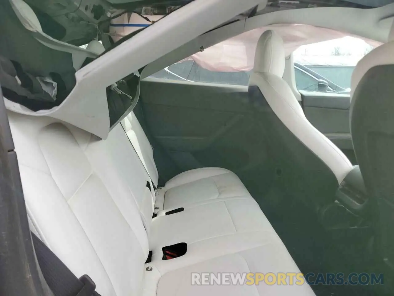 10 Photograph of a damaged car 7SAYGDEE5NF535525 TESLA MODEL Y 2022