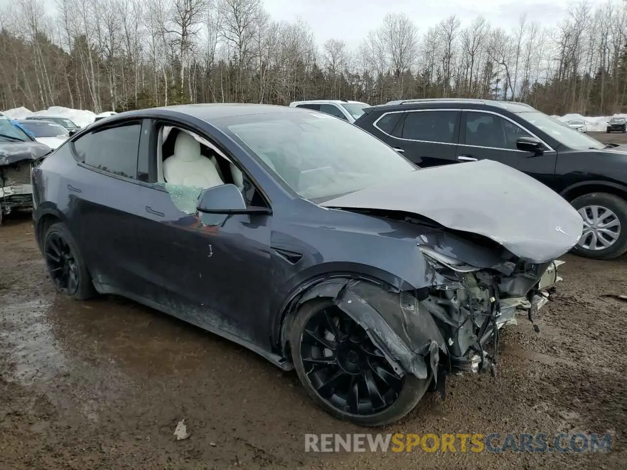 4 Photograph of a damaged car 7SAYGDEE5NF535525 TESLA MODEL Y 2022