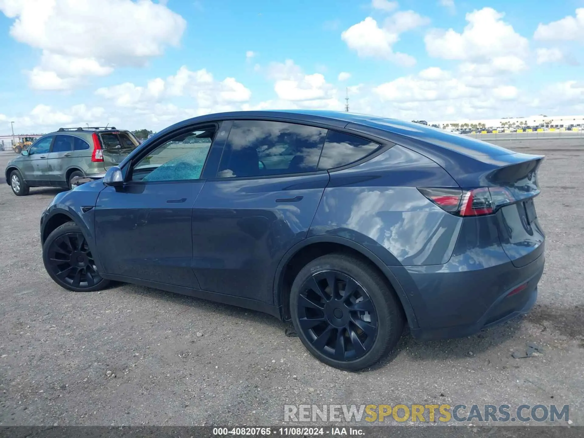 14 Photograph of a damaged car 7SAYGDEE6NA003715 TESLA MODEL Y 2022
