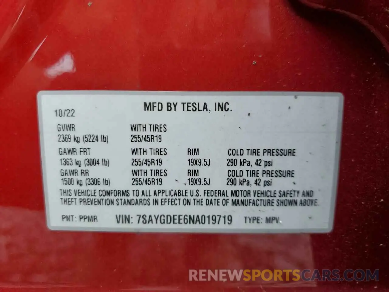 12 Photograph of a damaged car 7SAYGDEE6NA019719 TESLA MODEL Y 2022