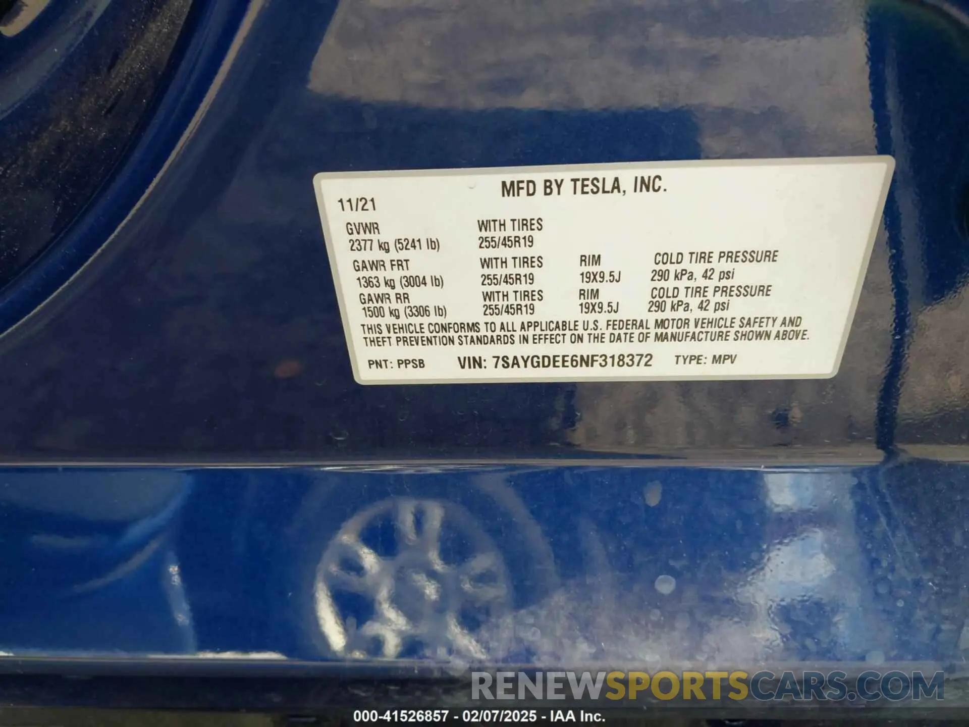 9 Photograph of a damaged car 7SAYGDEE6NF318372 TESLA MODEL Y 2022