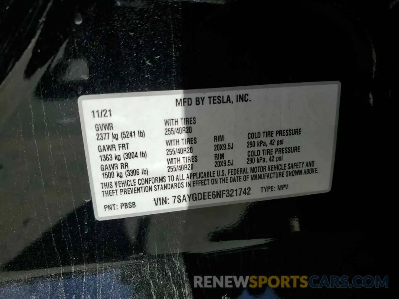 12 Photograph of a damaged car 7SAYGDEE6NF321742 TESLA MODEL Y 2022