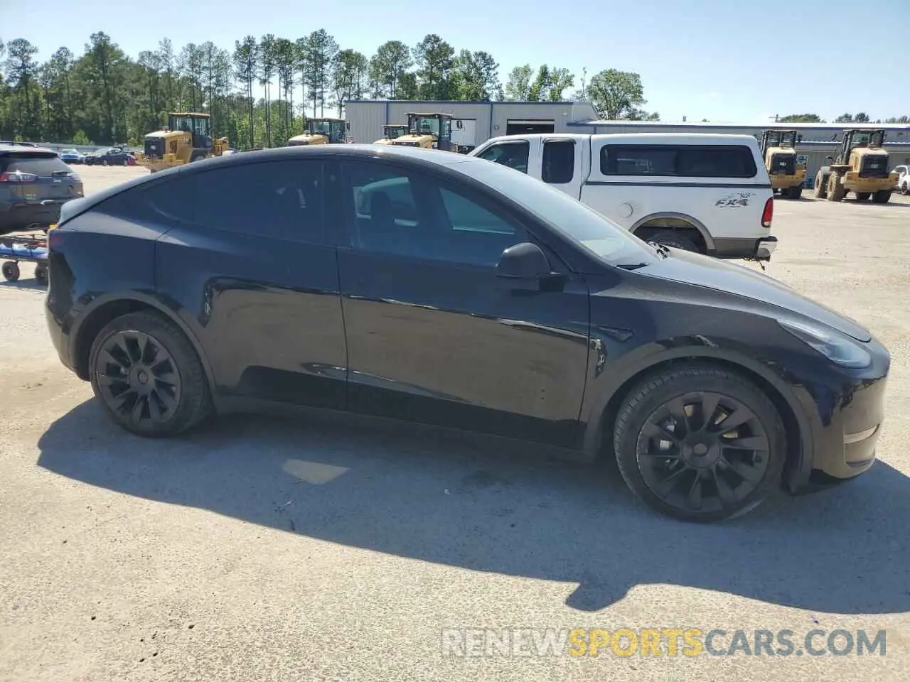 4 Photograph of a damaged car 7SAYGDEE6NF321742 TESLA MODEL Y 2022