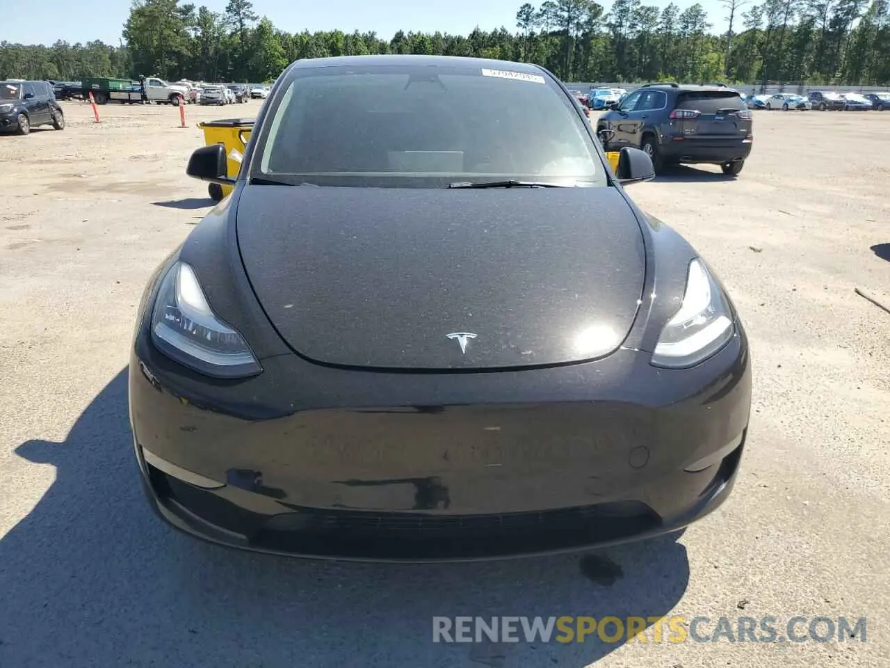 5 Photograph of a damaged car 7SAYGDEE6NF321742 TESLA MODEL Y 2022