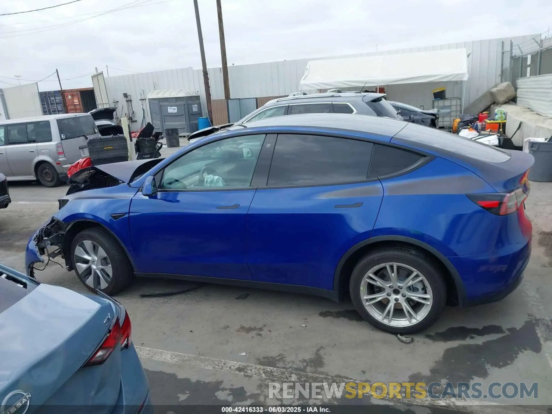 14 Photograph of a damaged car 7SAYGDEE6NF331199 TESLA MODEL Y 2022