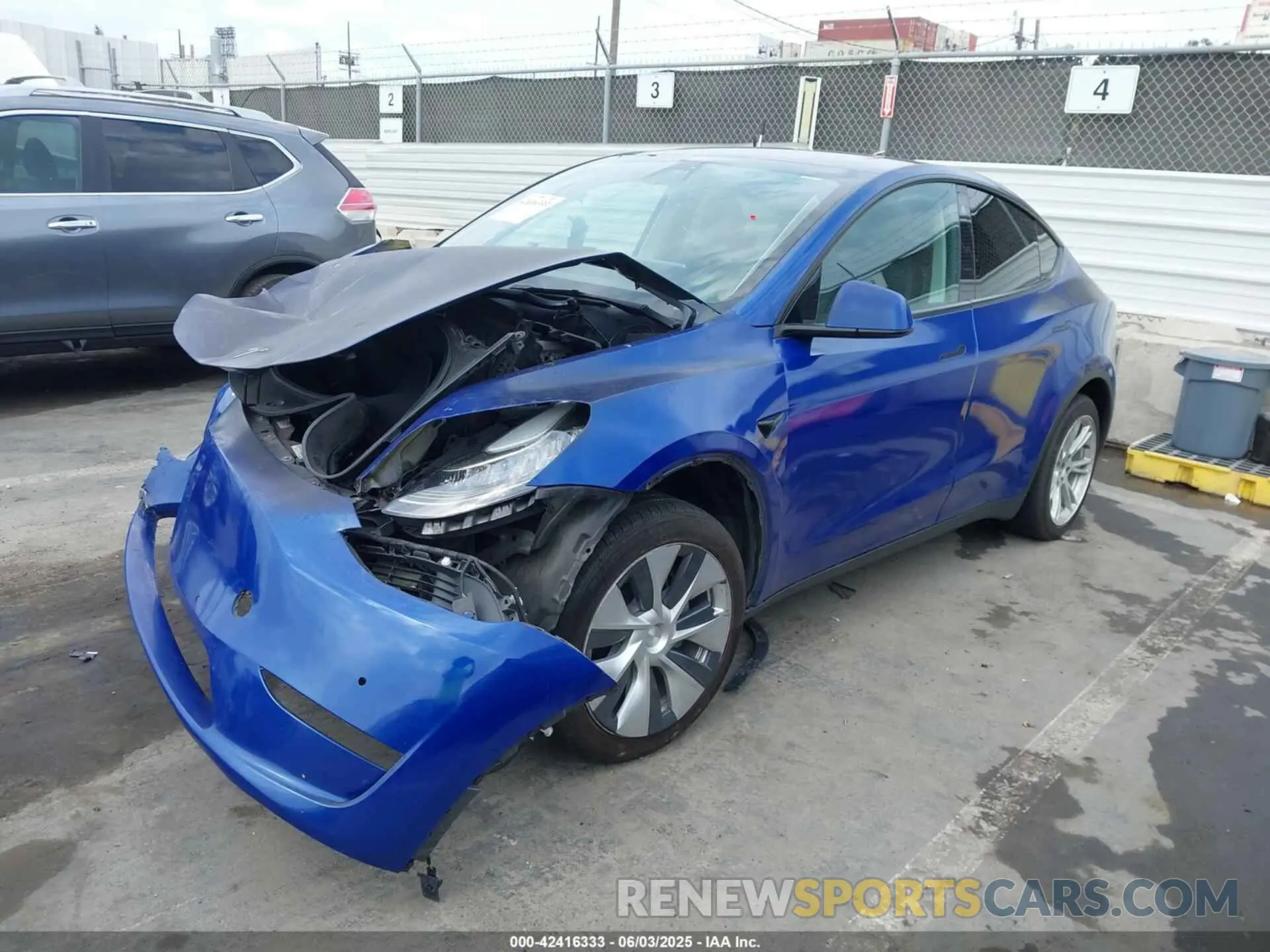 2 Photograph of a damaged car 7SAYGDEE6NF331199 TESLA MODEL Y 2022