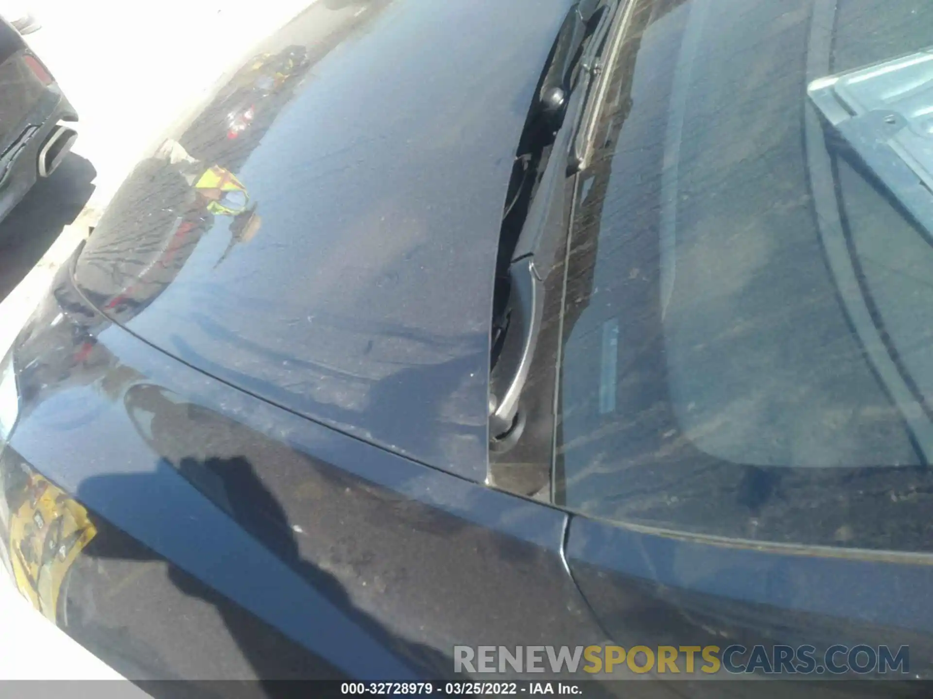 10 Photograph of a damaged car 7SAYGDEE6NF344440 TESLA MODEL Y 2022