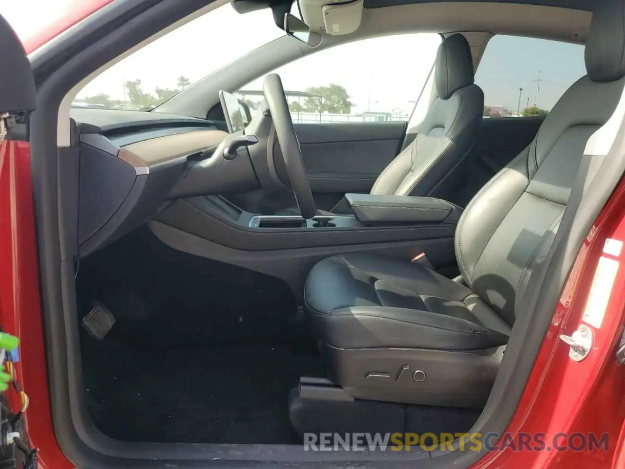 7 Photograph of a damaged car 7SAYGDEE6NF352263 TESLA MODEL Y 2022
