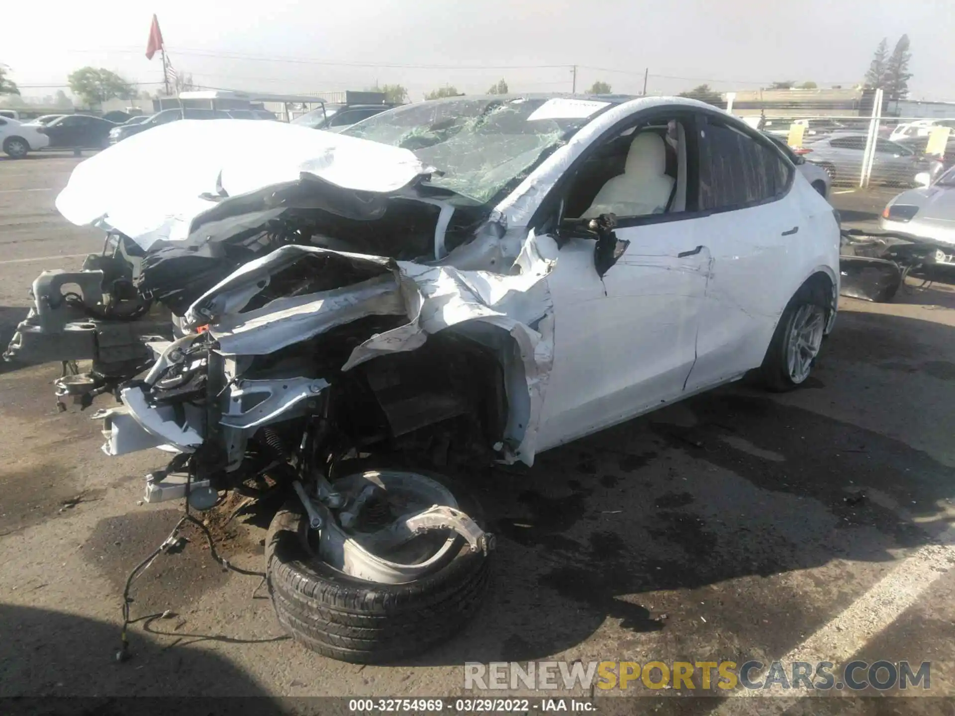 2 Photograph of a damaged car 7SAYGDEE6NF355082 TESLA MODEL Y 2022