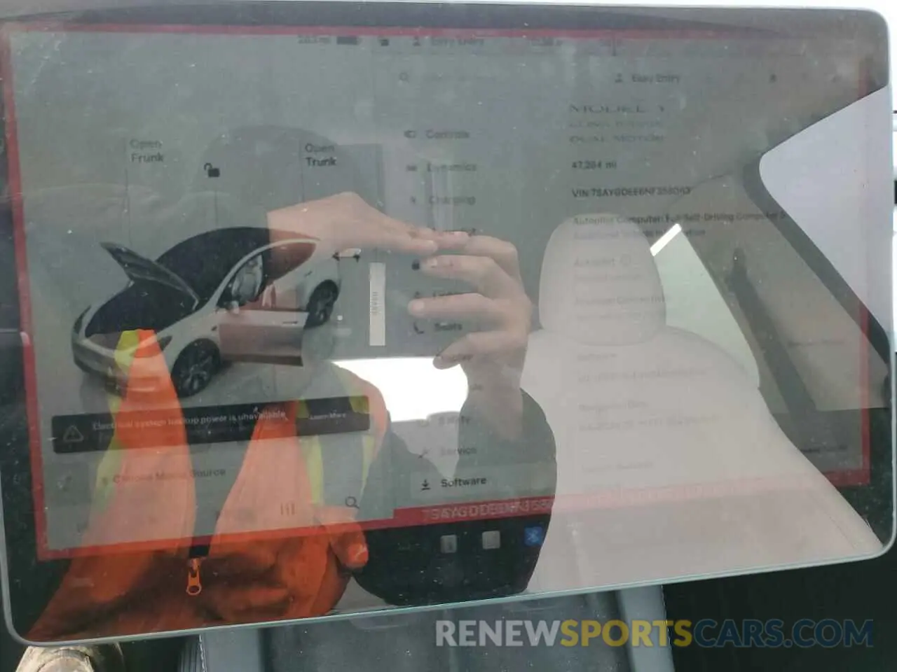 9 Photograph of a damaged car 7SAYGDEE6NF358063 TESLA MODEL Y 2022